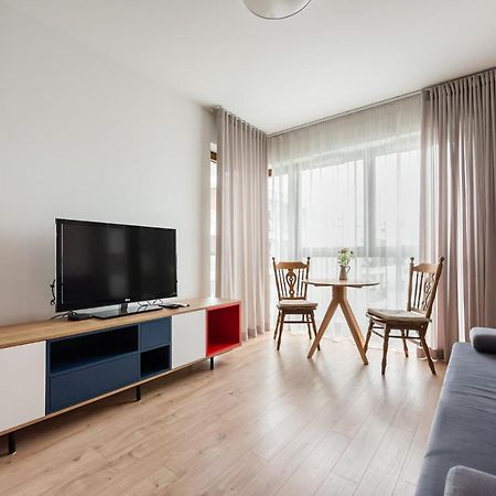 Postepu Comfort Apartment ワルシャワ エクステリア 写真