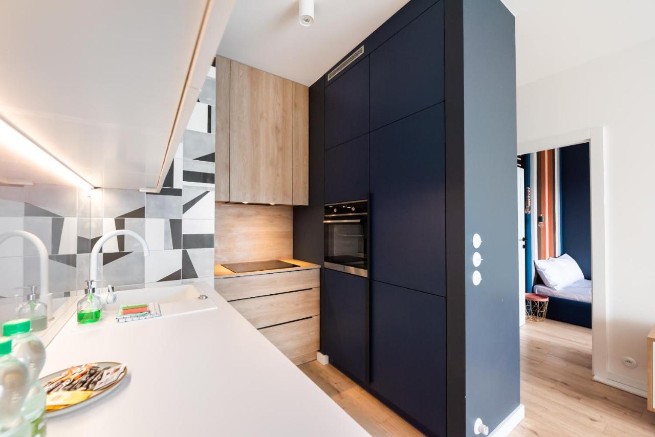 Postepu Comfort Apartment ワルシャワ エクステリア 写真